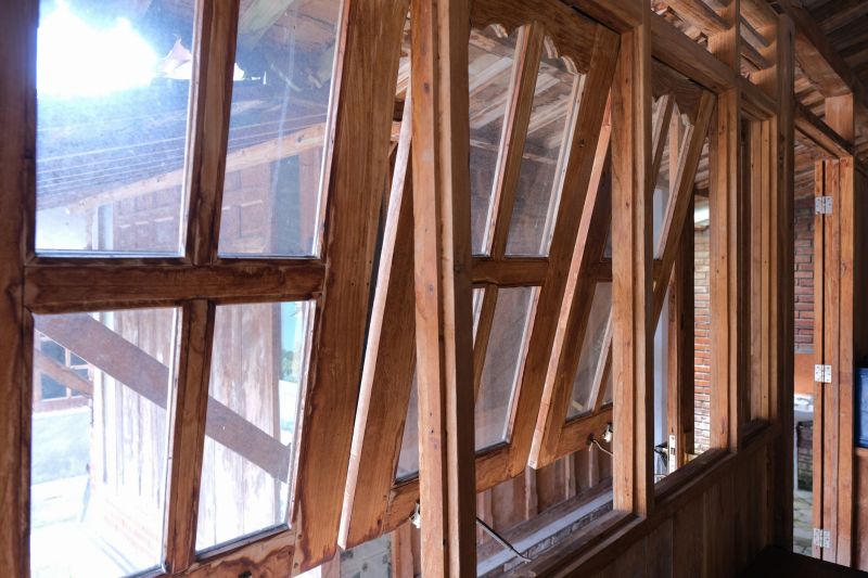 Wood Window Service in Sarasota, FL