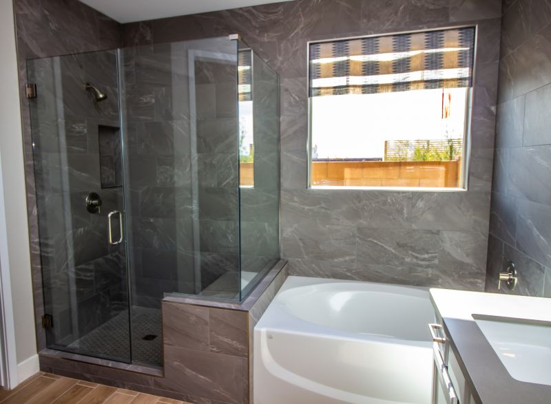 Shower Glass Replacement in Conroe, TX